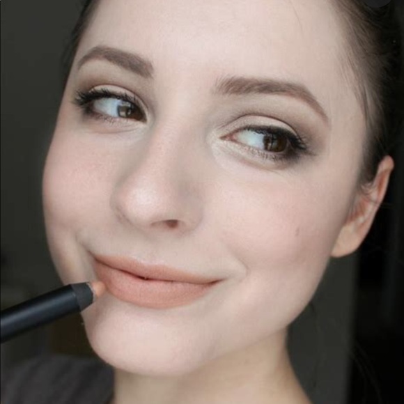 NARS | Velvet Matte Lipstick - Picture 3 of 8